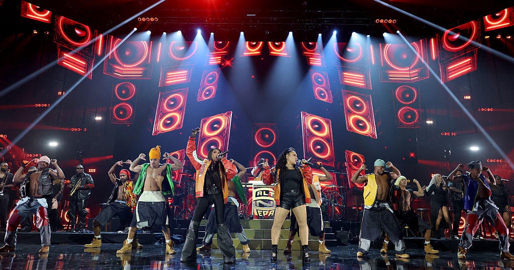 Salt-N-Pepa, Outkast, Cyndi Lauper, White Stripes being inducted into Rock & Roll Hall of Fame | USAEMALL.com