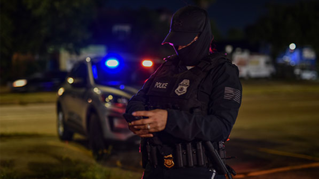 ICE arrests over 3,500 legal unlawful aliens in Houston throughout shutdown | USAEMALL.com