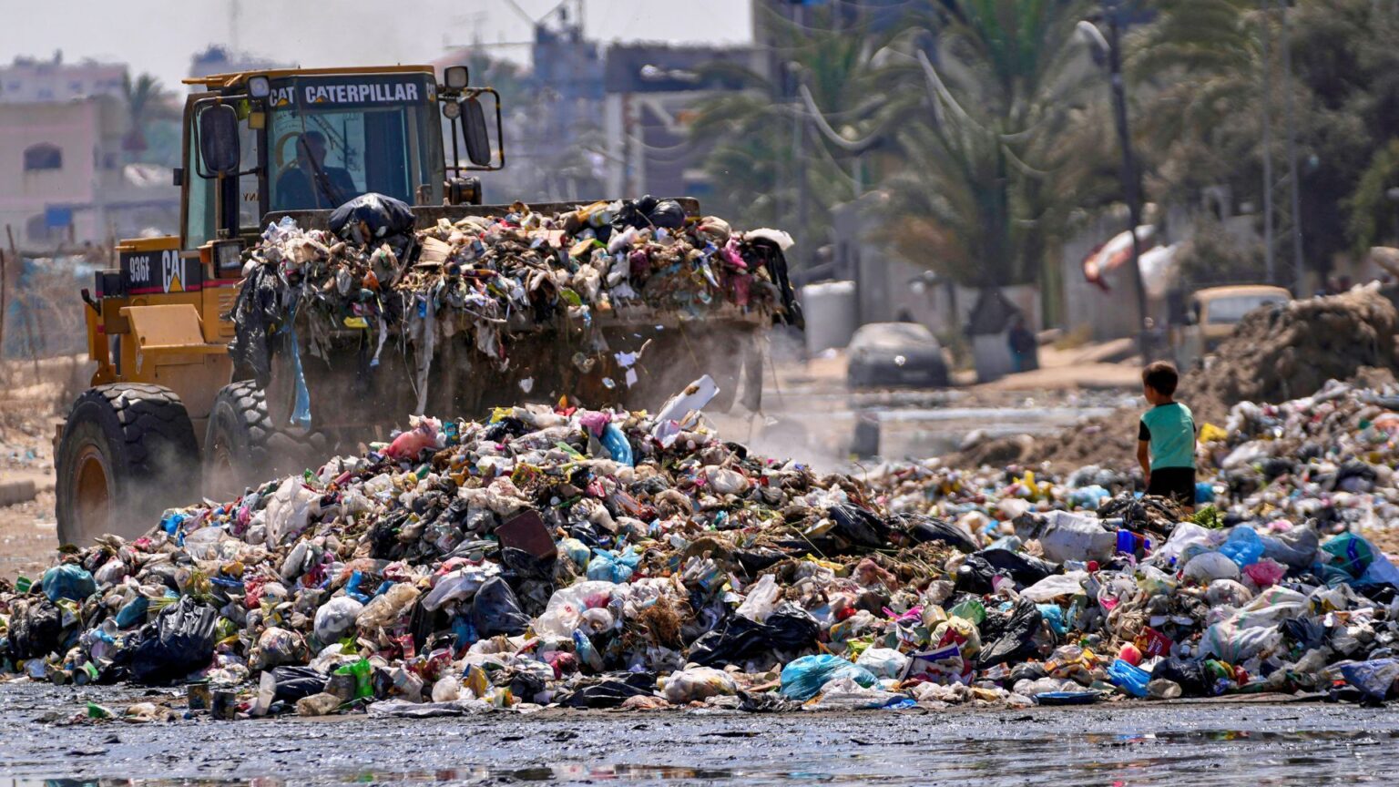 Is battle one of many greatest threats to the world’s local weather? | Climate Crisis | USAEMALL.com