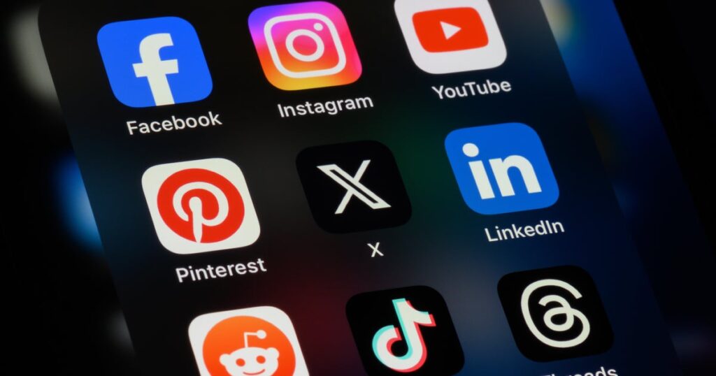 Reports of outages surge at X and different apps as Cloudflare says it is having widespread issues | USAEMALL.com