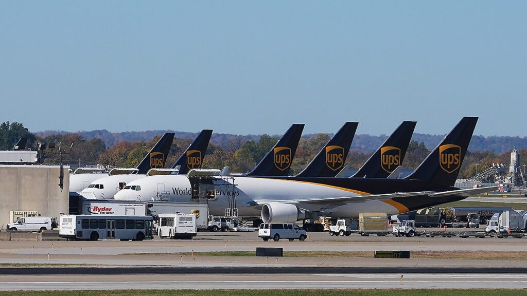 UPS identifies 3 pilots killed in Louisville airplane crash that left 12 useless | USAEMALL.com