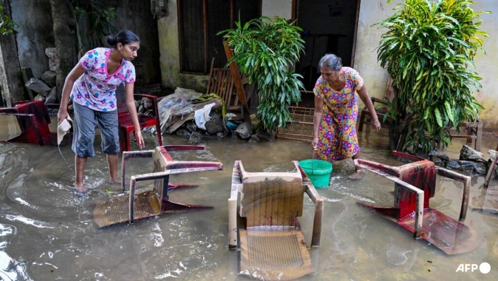 Rain forecasts increase fears in flood-hit Indonesia, Sri Lanka | USAEMALL.com