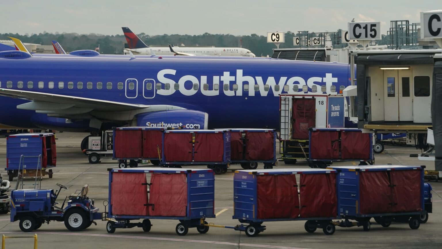 Trump admin waives $11 million Southwest 2022 vacation meltdown wonderful | USAEMALL.com