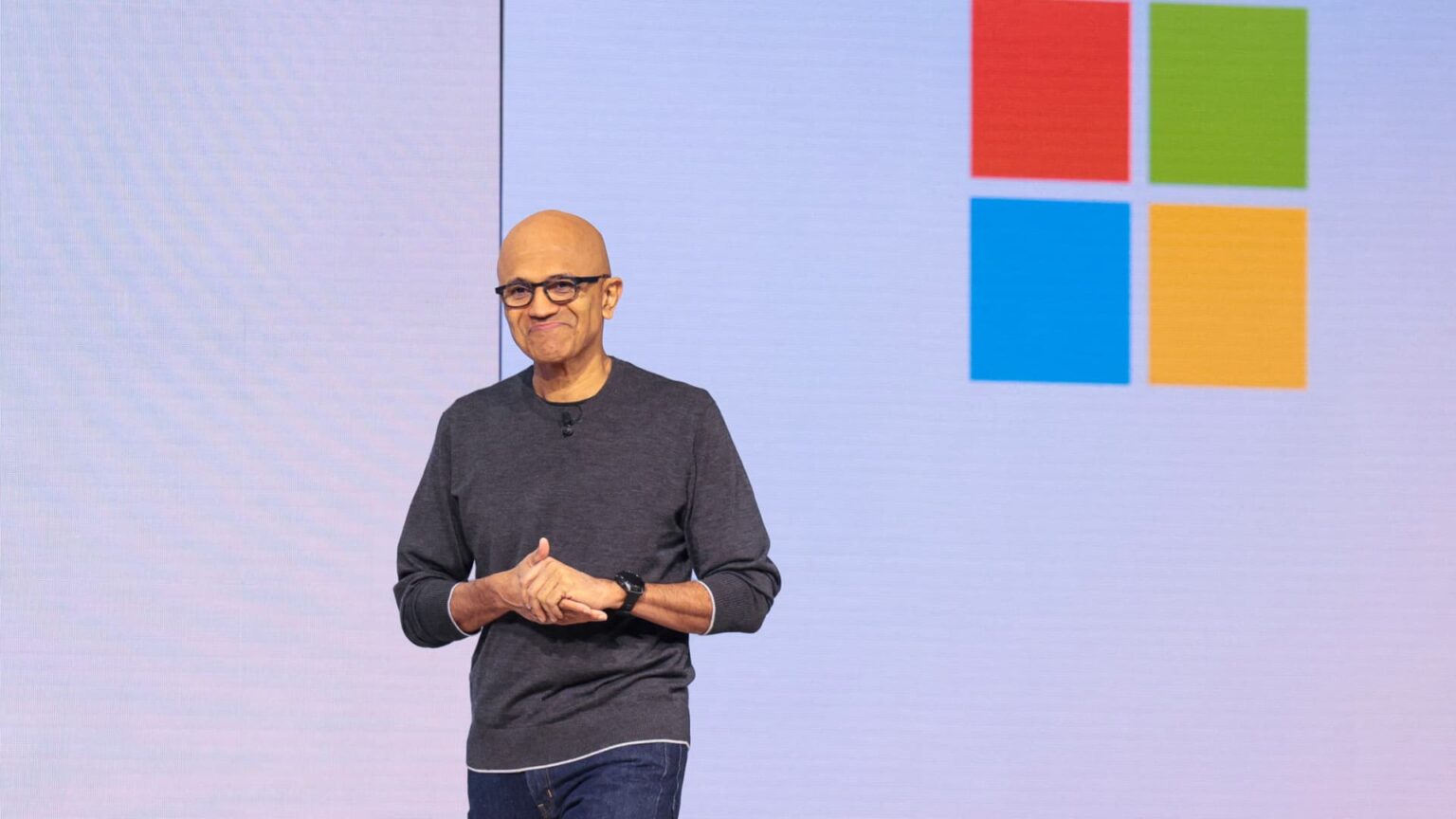 Microsoft inventory sinks on report of missed AI product development objectives | USAEMALL.com