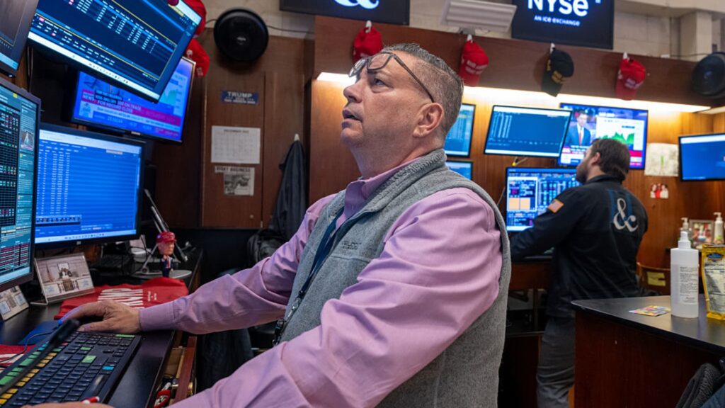 Record excessive U.S. shares as buyers rotate out of tech | USAEMALL.com