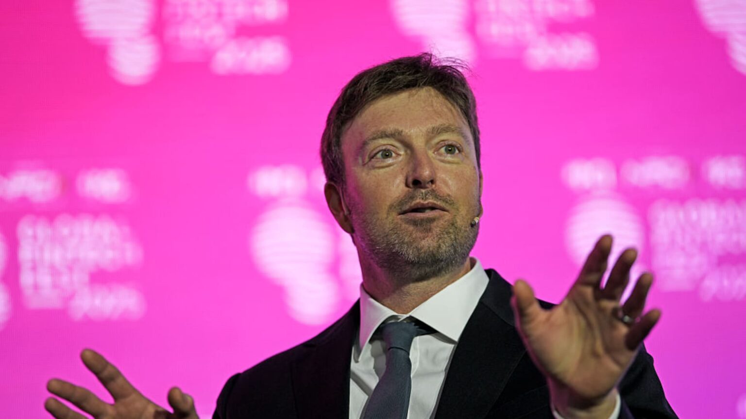 PayPal seeks U.S. approval to kind financial institution, supply small enterprise loans | USAEMALL.com