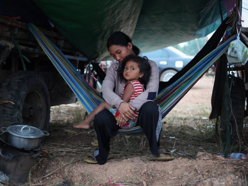 Cross-border combating between Thailand, Cambodia enters fourth day | Border Disputes News | USAEMALL.com