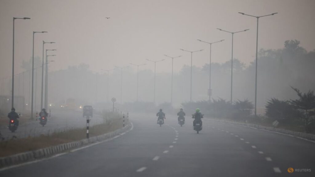 Delhi restricts autos, workplace attendance in bid to curb air pollution | USAEMALL.com