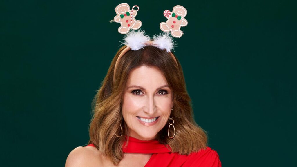 Sunrise host Nat Barr opens up about her WA summertime Christmas plans | USAEMALL.com