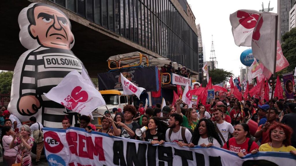Brazilians protest invoice to melt Bolsonaro punishment | USAEMALL.com