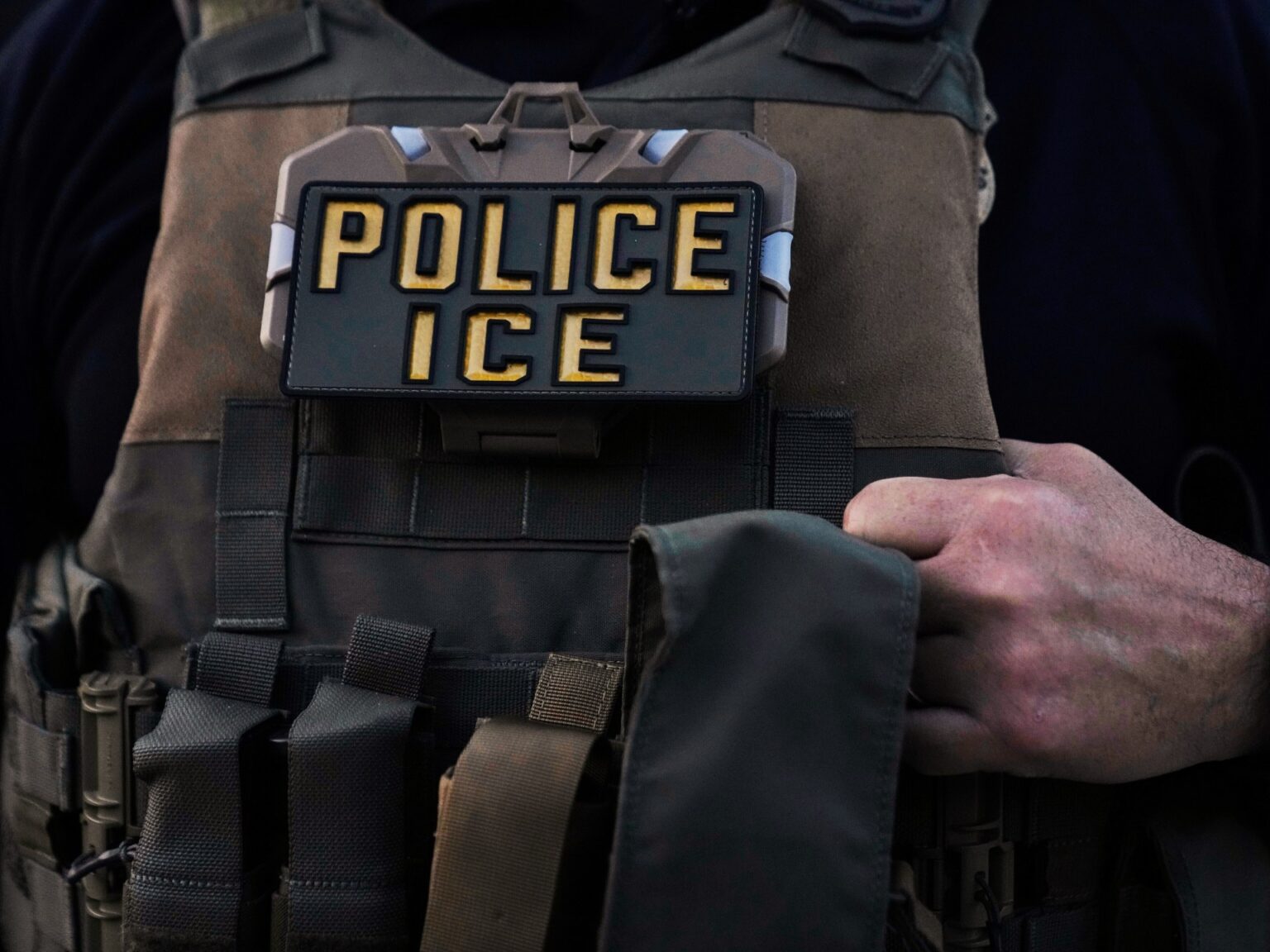 Agent-tracking app ICEBlock sues Trump administration in free speech battle | Donald Trump News | USAEMALL.com