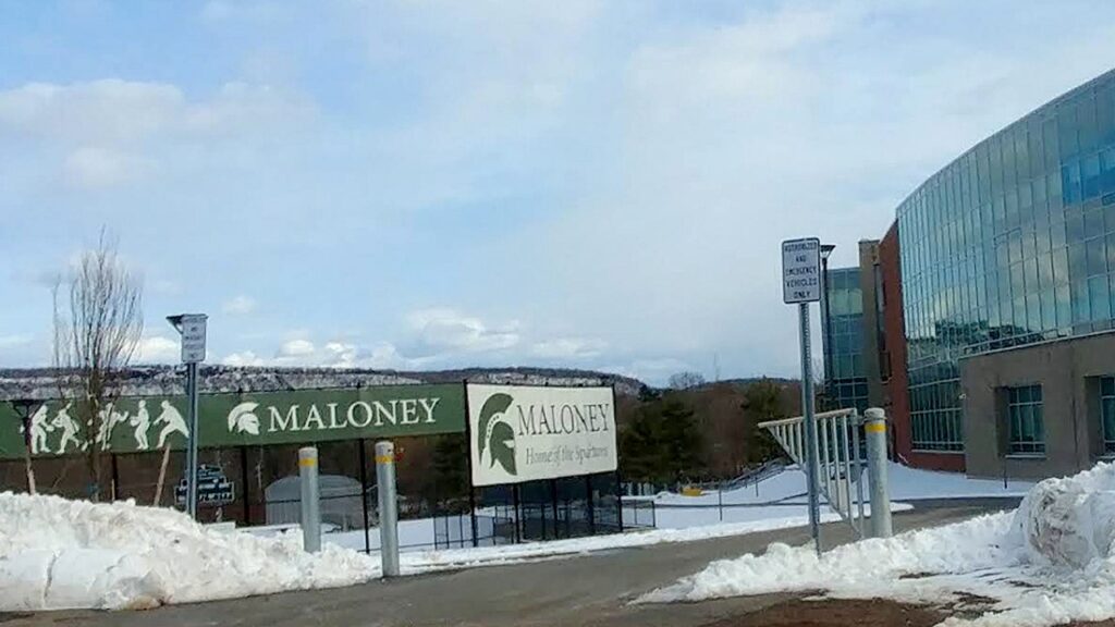 Ex-music trainer accused of inappropriate relationship with scholar | USAEMALL.com