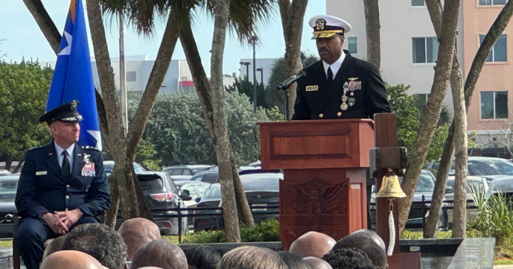Commander overseeing U.S. forces in Caribbean relinquishes command early amid U.S. buildup close to Venezuela | USAEMALL.com