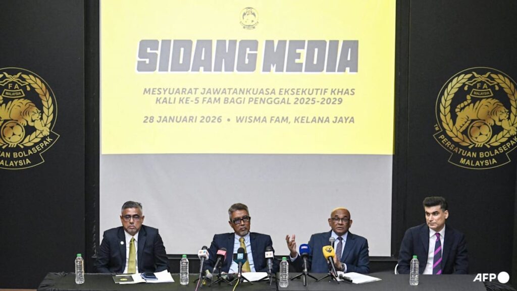 Top Malaysian soccer officers stop over foreign-born gamers scandal | USAEMALL.com