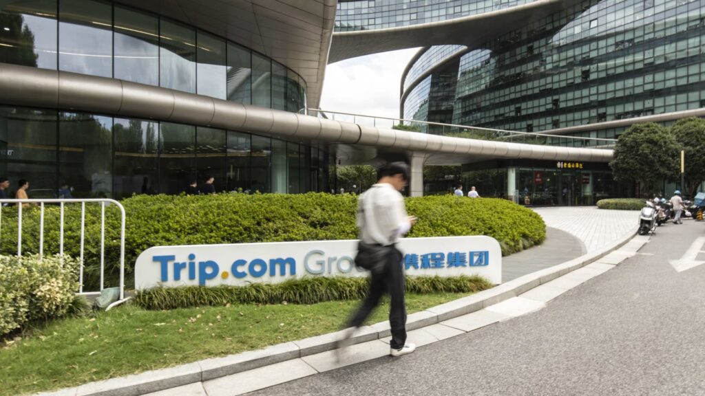 Trip.com shares plunge as China opens antitrust probe into firm | USAEMALL.com