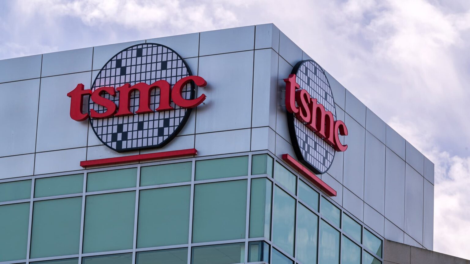 TSMC extends document quarter, revenue jumps 35% on strong AI chip demand | USAEMALL.com
