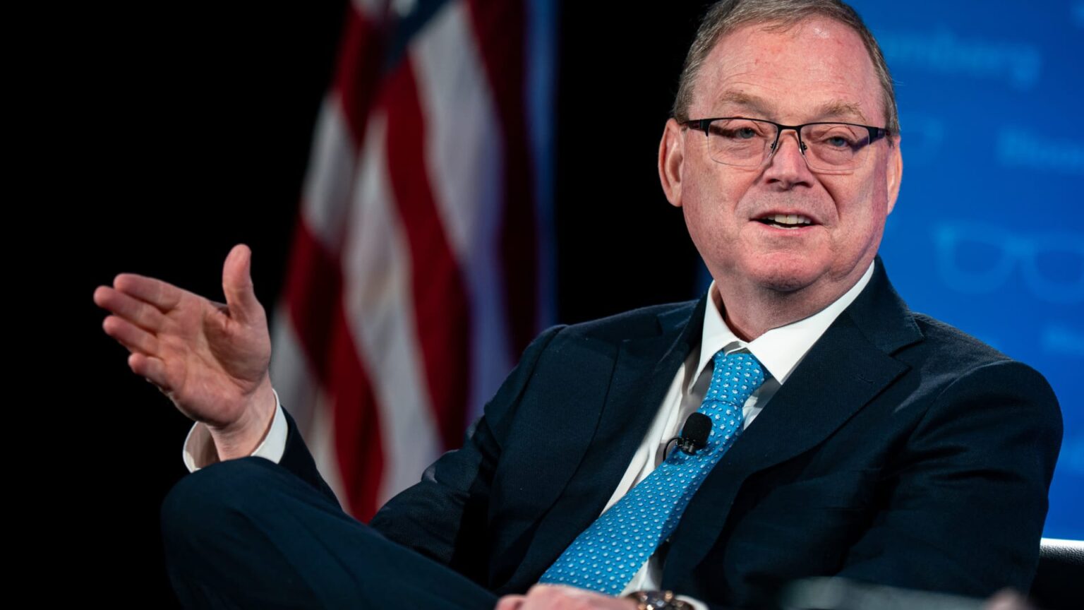 Kevin Hassett pivots to attainable ‘Trump playing cards’ amid bank card battle | USAEMALL.com