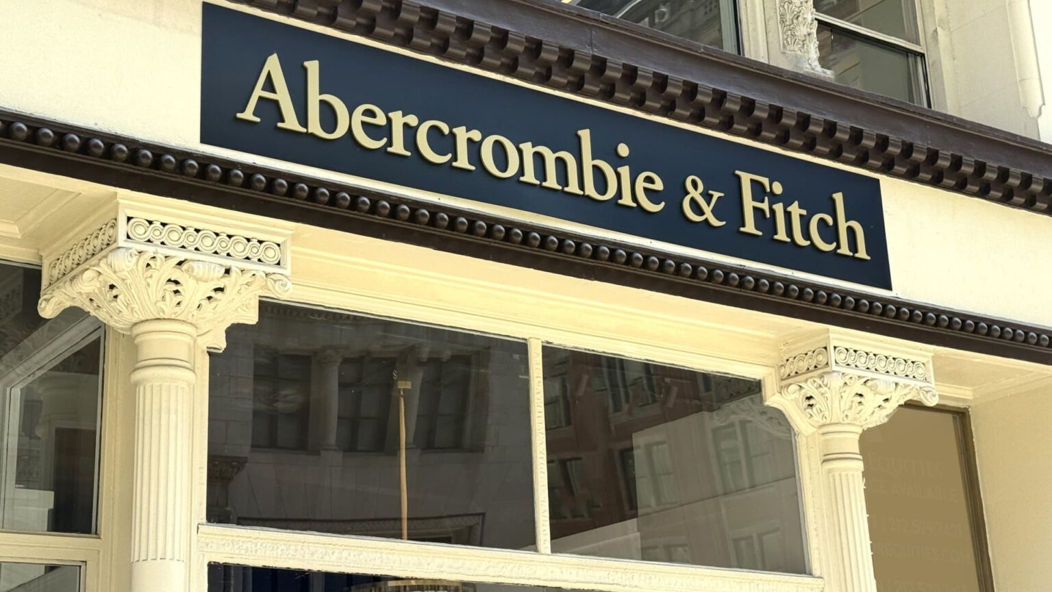 Stocks making the most important strikes noon: C, ANF, VST, DUOL | USAEMALL.com