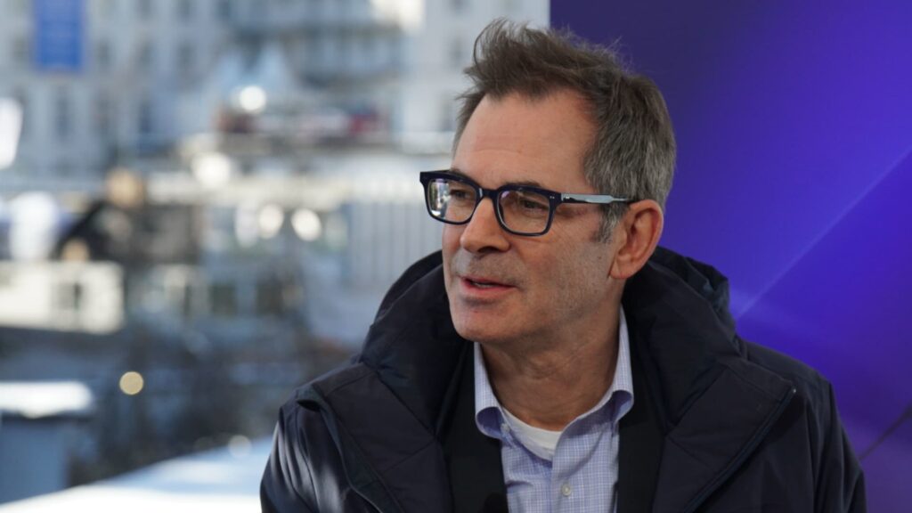 CoreWeave inventory jumps 8% as Nvidia invests $2 billion to broaden AI information heart capability | USAEMALL.com