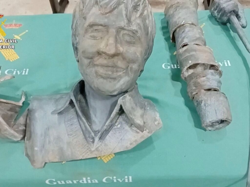 Missing statue of golf legend Ballesteros discovered chopped in items in Spain | Golf News | USAEMALL.com