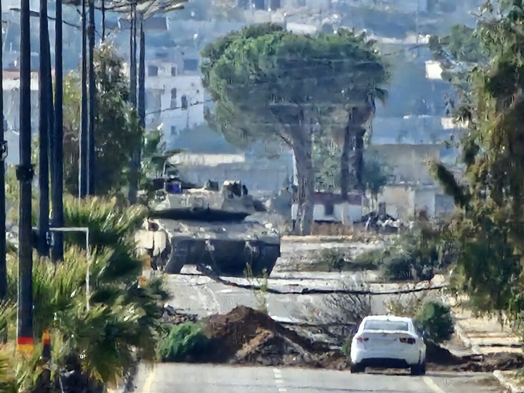 Israeli military automobiles enter Quneitra countryside village in southern Syria | Syria’s War News | USAEMALL.com