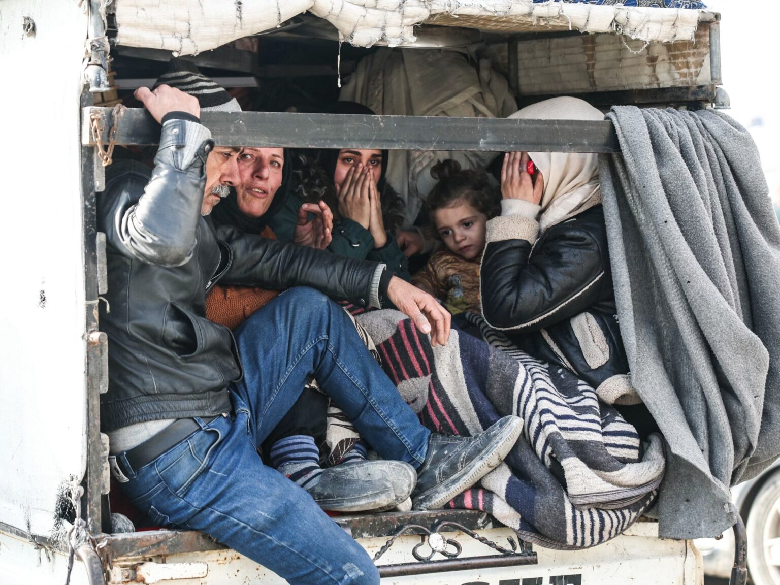 Aleppo’s residents caught between hope and concern amid Syria preventing | Syria’s War | USAEMALL.com