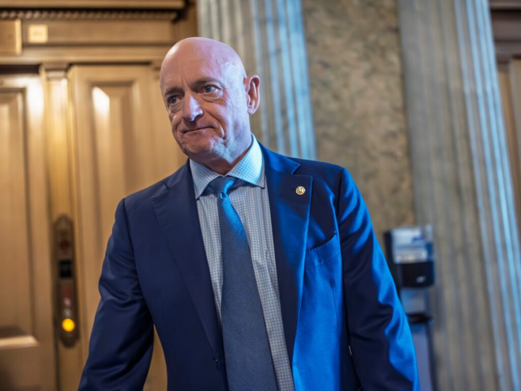 Senator Mark Kelly sues US Defense Department for ‘punitive retribution’ | Donald Trump News | USAEMALL.com