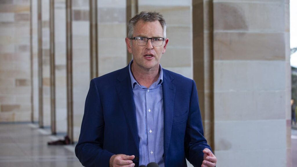 Nuclear warning as Local business teams warn AUKUS will deepen WA’s labour scarcity | USAEMALL.com