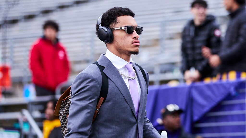 Demond Williams Jr.’s agent ends illustration amid switch portal bid | USAEMALL.com