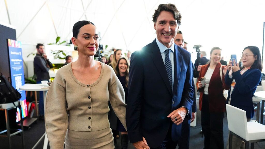 Katy Perry makes first main public look with Justin Trudeau in Davos | USAEMALL.com