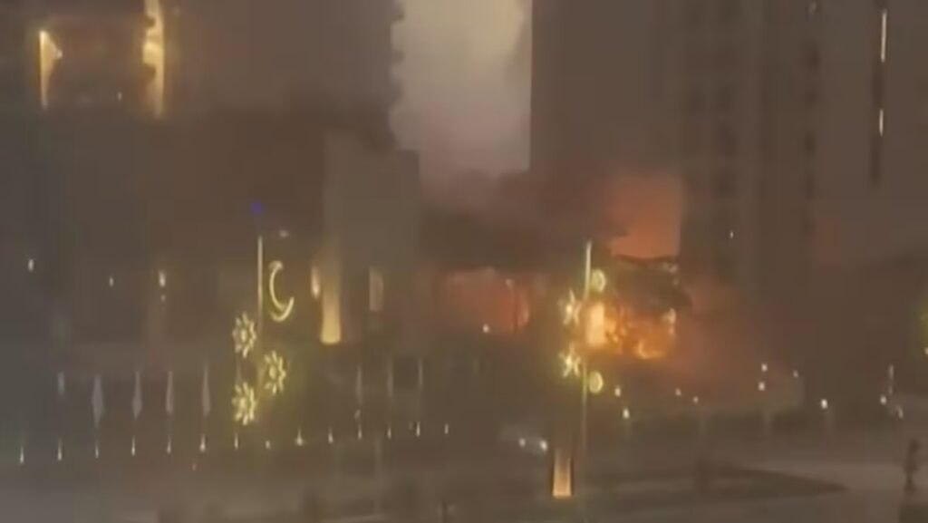 Explosion at Dubai landmark The Palm, as Iran launched strikes throughout the Gulf | USAEMALL.com