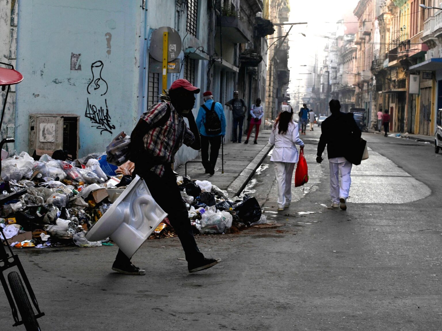 Waste piles up in Cuba as US-imposed gasoline blockade halts assortment vehicles | Donald Trump News | USAEMALL.com