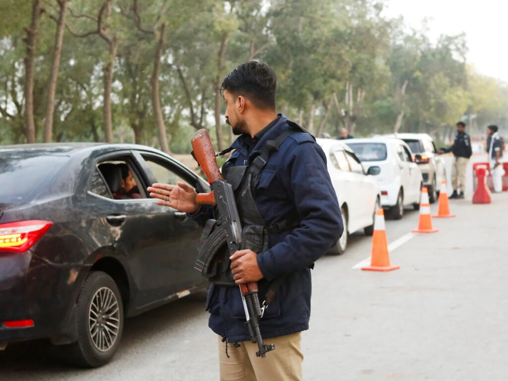 Pakistan says ‘no dialogue’ with Afghanistan as assaults persist | Pakistan Taliban News | USAEMALL.com