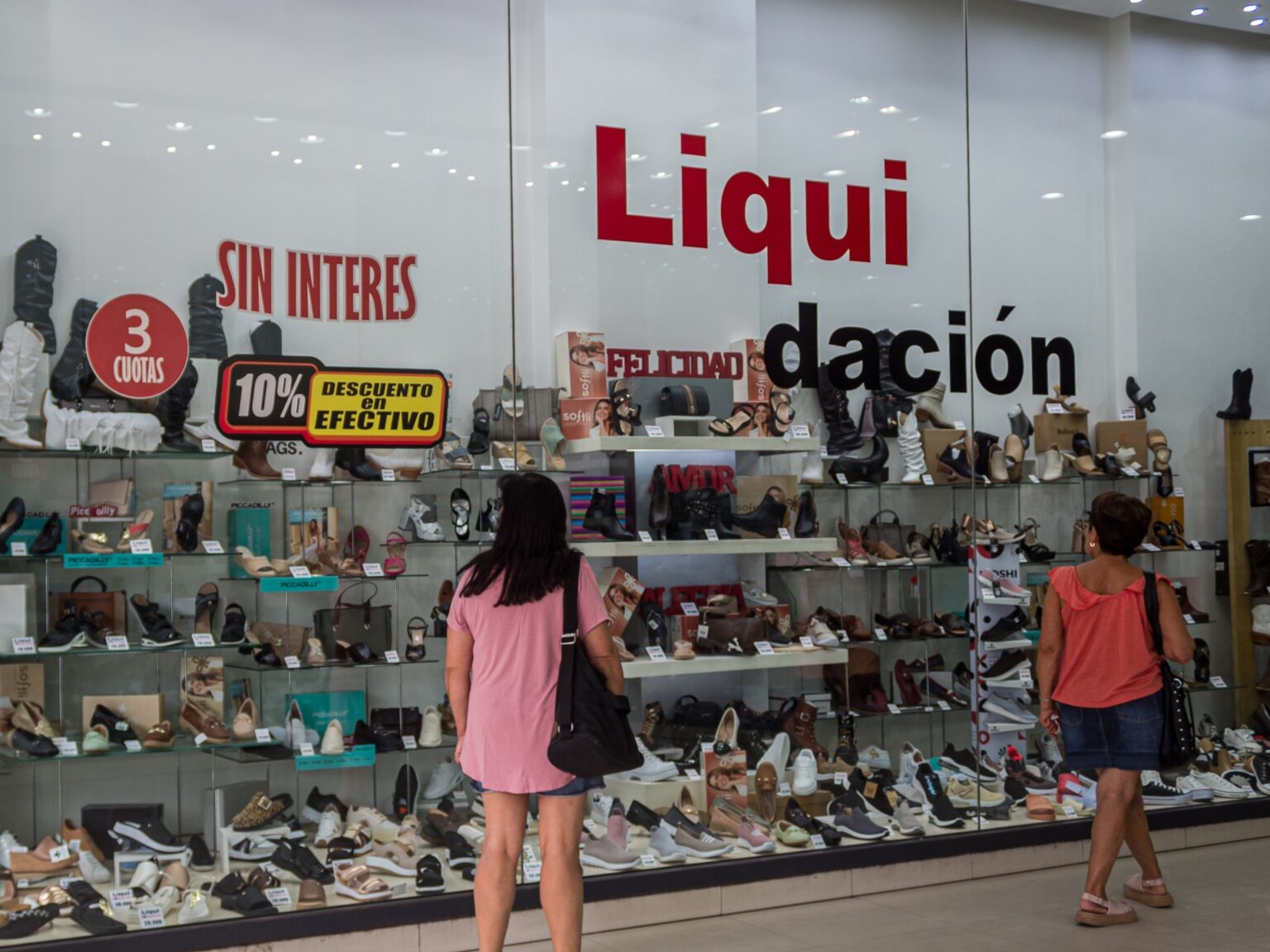 In Argentina, locals are taking loans to purchase meals | Debt | USAEMALL.com