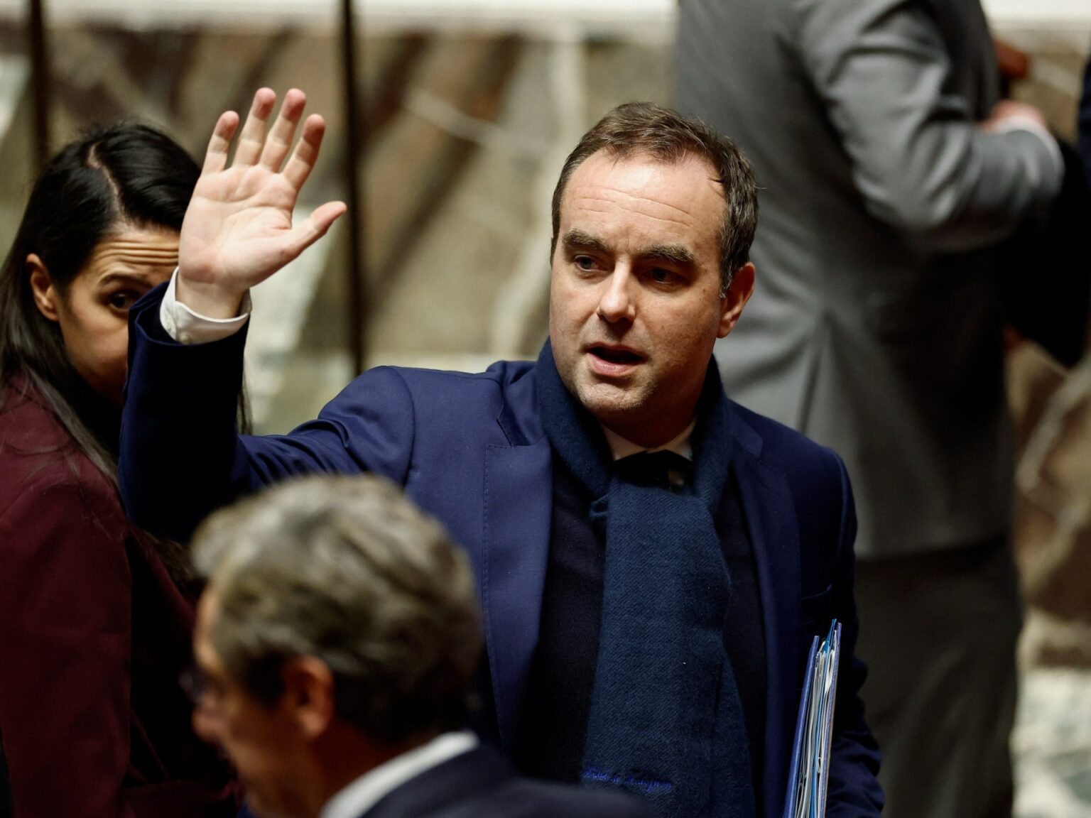 France adopts 2026 price range after two no-confidence votes fail | Politics News | USAEMALL.com