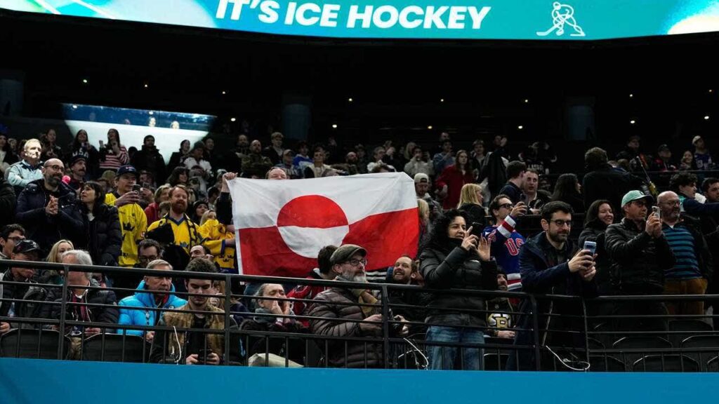 Fans increase Greenland’s flag to protest US Olympic hockey win over Denmark | USAEMALL.com