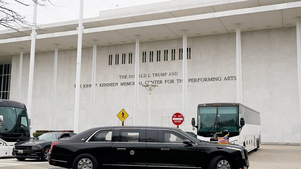 Trump proclaims two-year closure of Trump Kennedy Center and extra prime headlines | USAEMALL.com