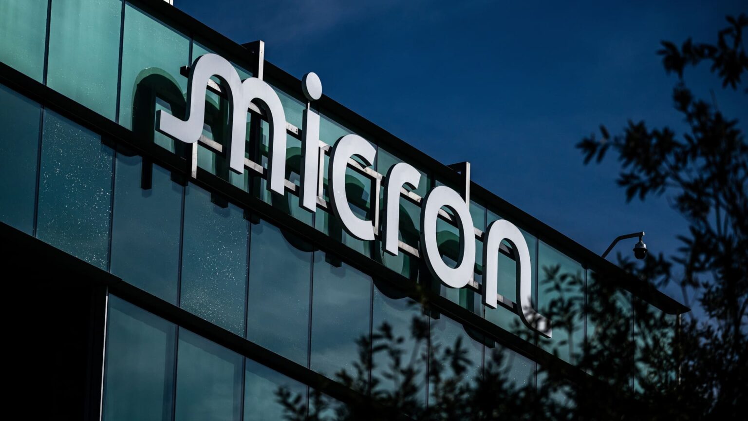 Micron inventory sinks 10%, additional cratering in post-earnings sell-off | USAEMALL.com