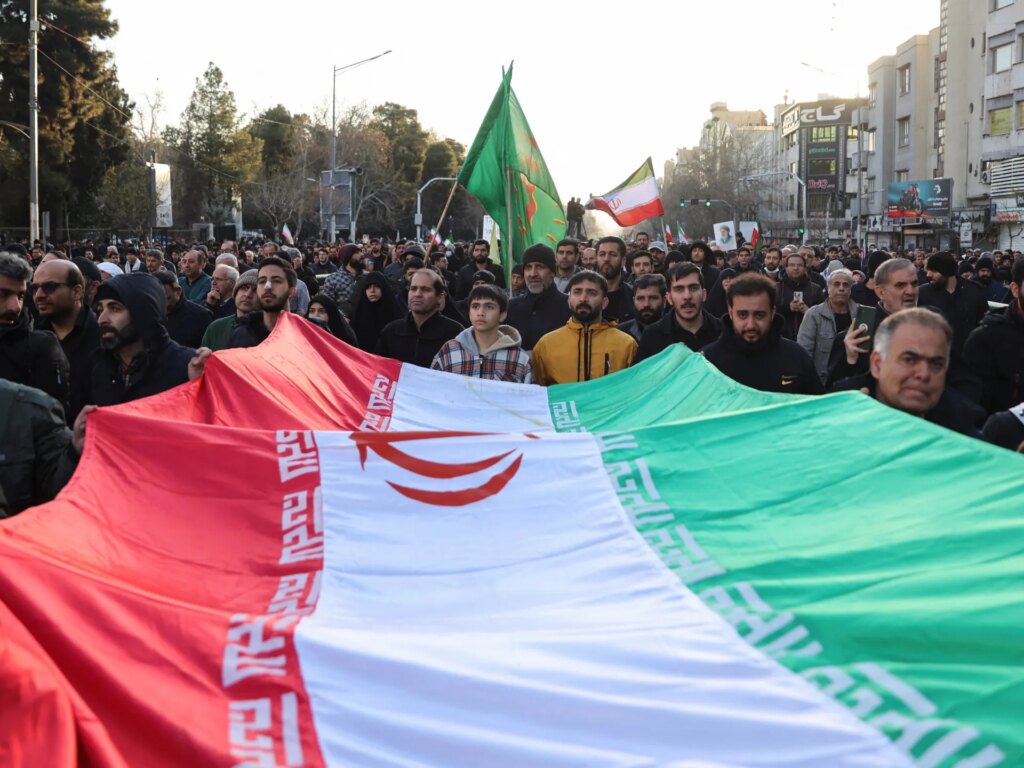 Thousands in Iran mourn Khamenei’s killing | Israel-Iran battle News | USAEMALL.com