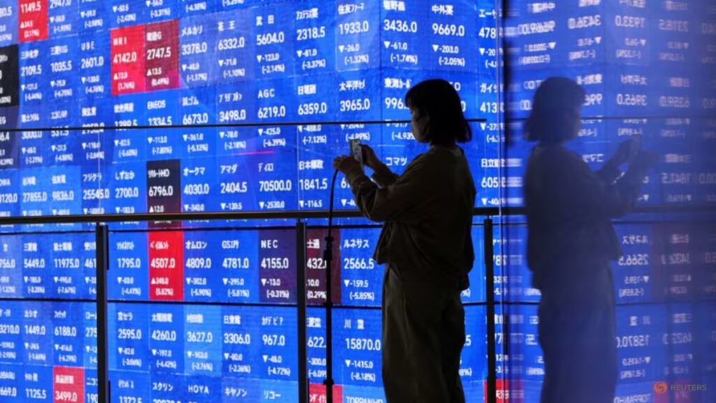 Asia shares skid, yields rise as Gulf battle escalates | USAEMALL.com