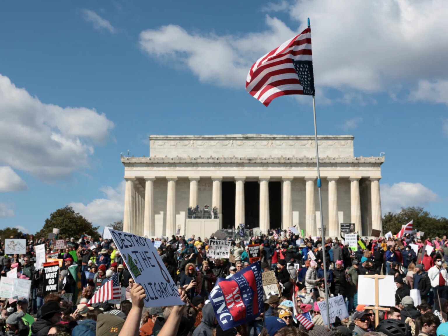Photos: ‘No Kings’ protests erupt throughout the US, with a Minnesota focus | Protests News | USAEMALL.com