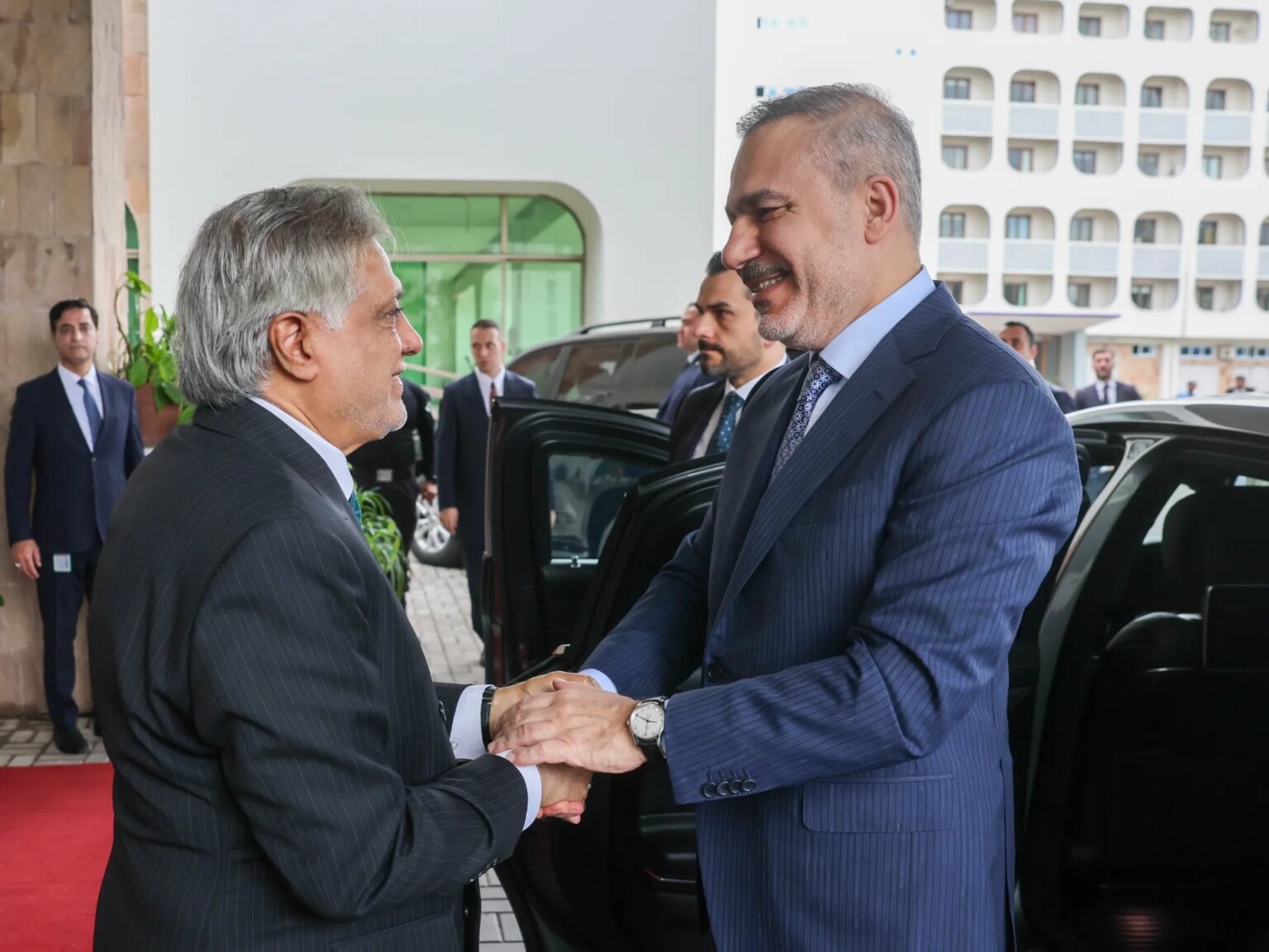 Pakistan hosts four-nation bid to encourage US, Iran in the direction of diplomacy | US-Israel warfare on Iran News | USAEMALL.com