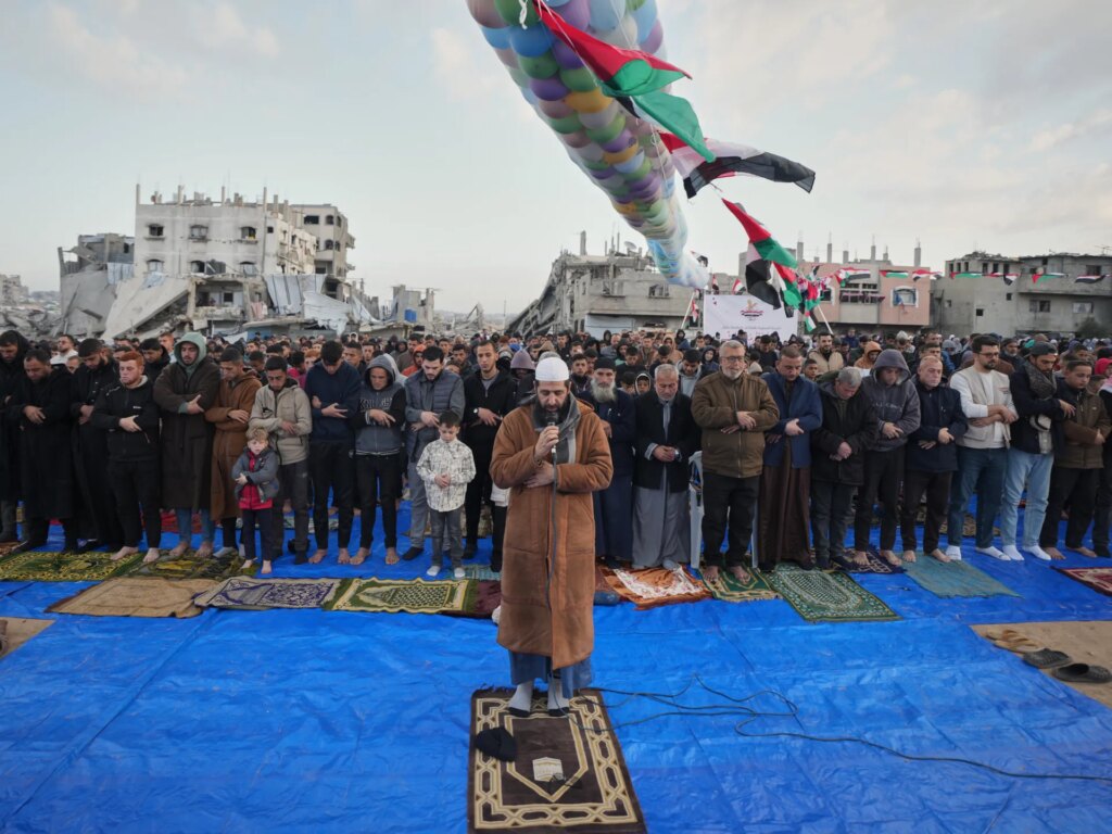 Muslims have fun Eid al-Fitr all over the world amid shadow of warfare | Religion News | USAEMALL.com