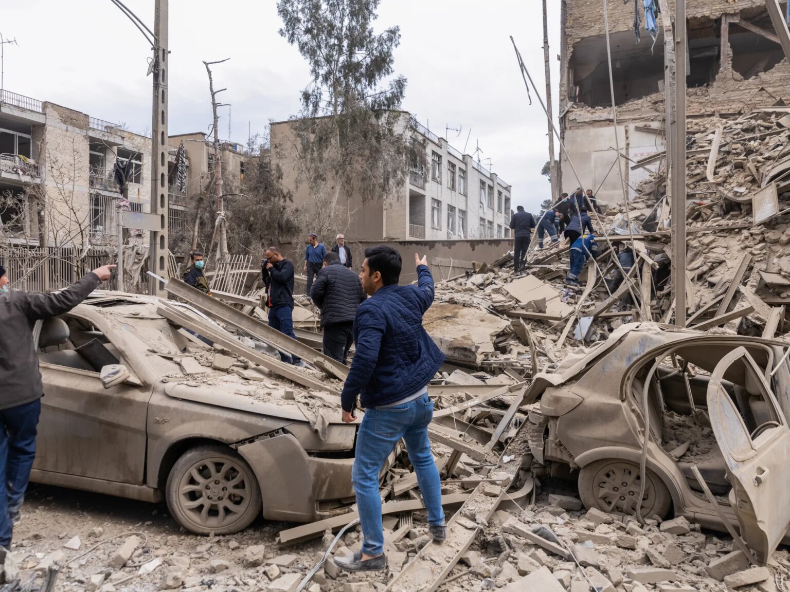 Trump hints at ‘winding down’ Iran conflict as US deploys extra troops to area | US-Israel conflict on Iran News | USAEMALL.com