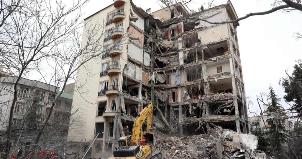 Trump says he’ll postpone strikes on Iran’s energy vegetation after “productive conversations,” however Iran denies talks | USAEMALL.com