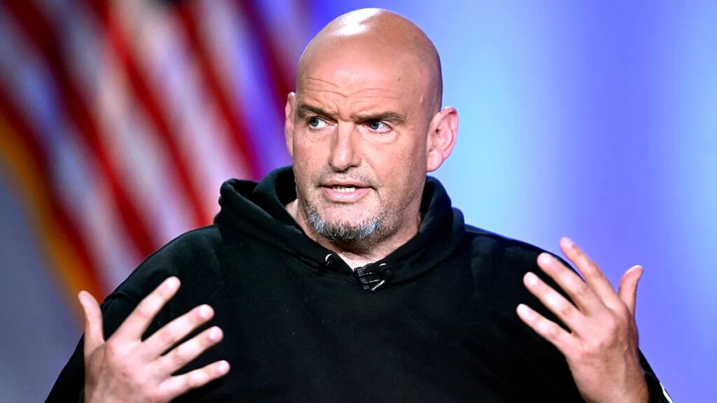 Fetterman slams Democrats for silence on Chicago taking pictures by unlawful alien | USAEMALL.com