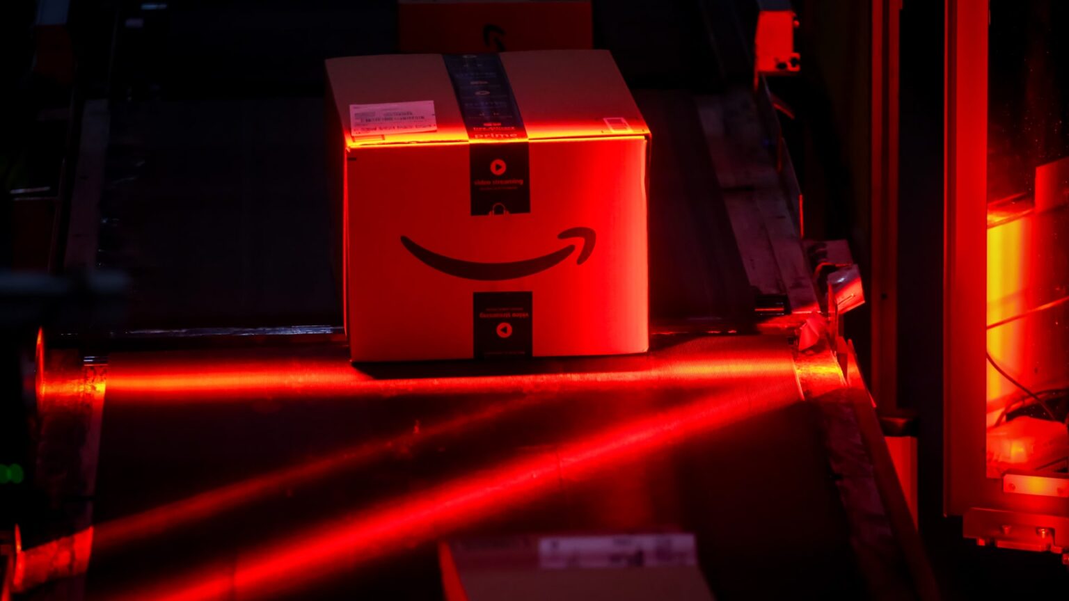 Amazon sellers boycott advertisements in coverage change revolt | UNW