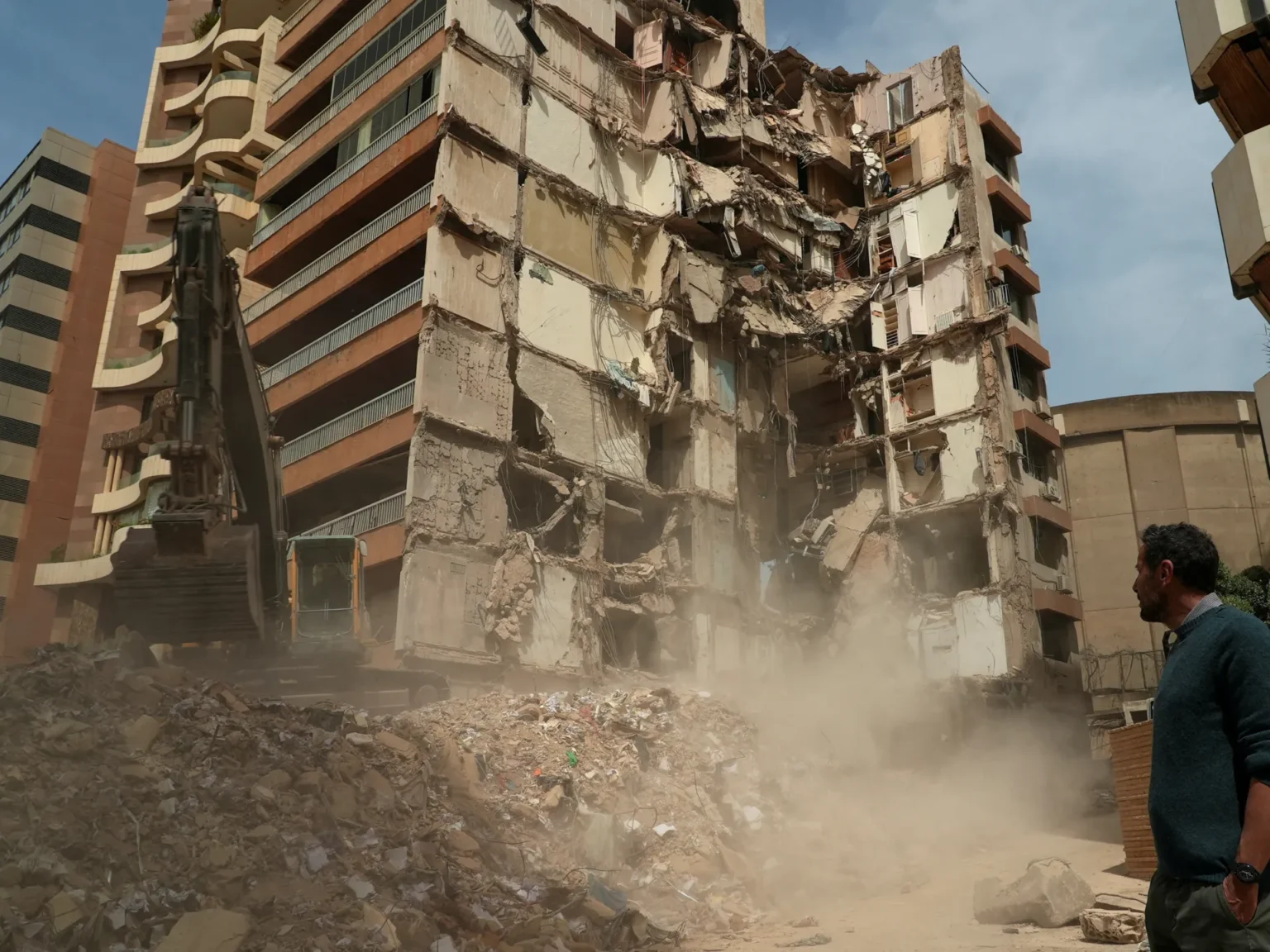 Trump says Israel and Lebanon’s leaders will converse on Thursday | Israel assaults Lebanon News | UNW