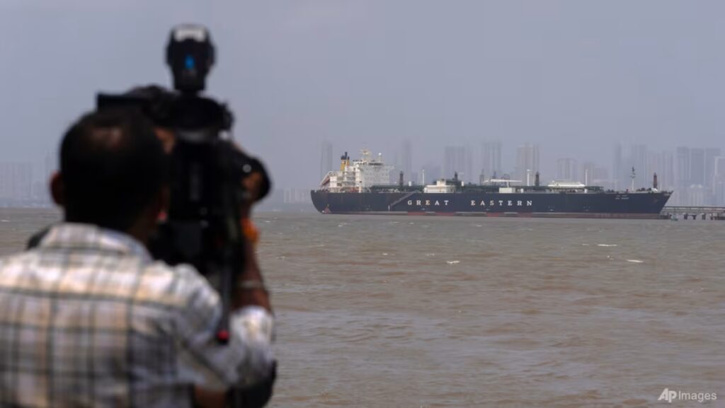 ‘No strings hooked up’: UAE minister requires Strait of Hormuz to be opened unconditionally | UNW