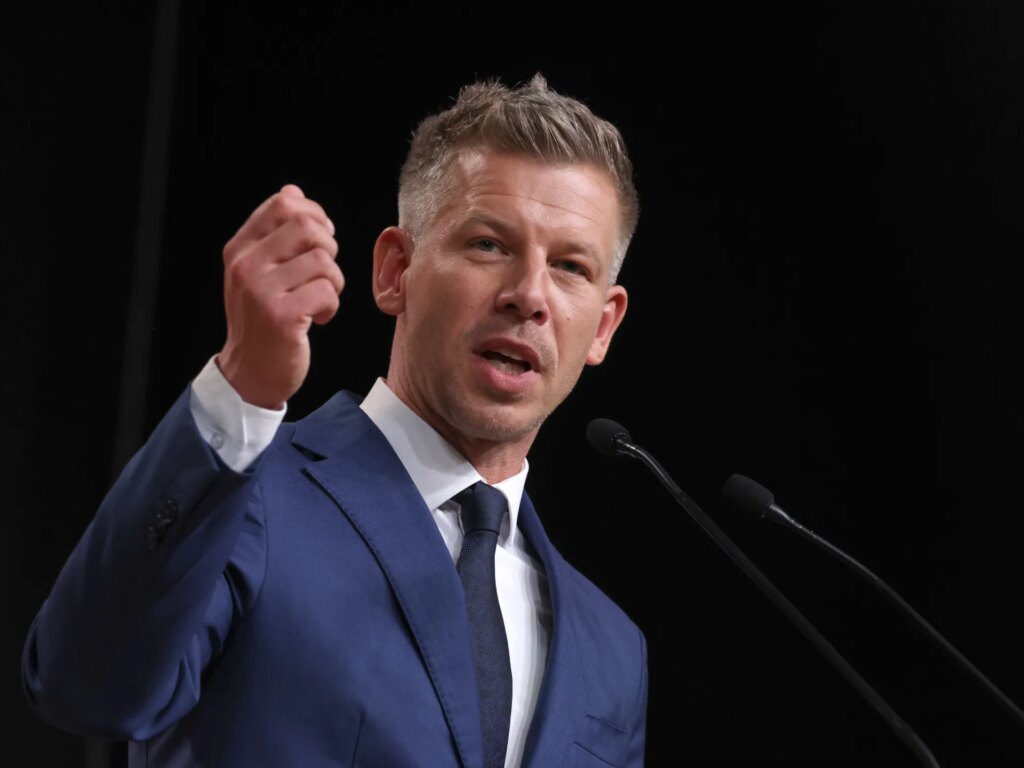 Hungary’s Magyar urges president to give up, vows to overtake state media | Politics News | UNW